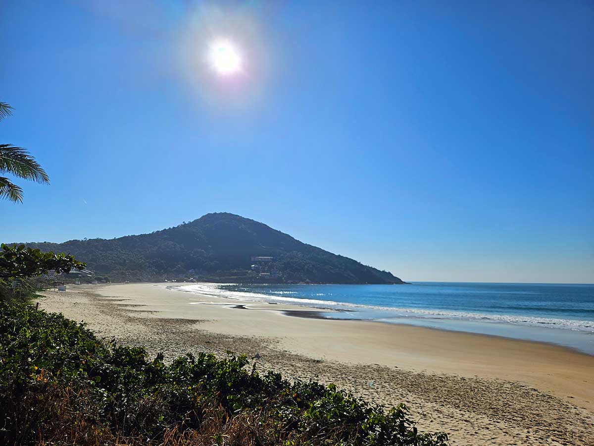 Praia de 4 Ilhas - Bombinhas SC